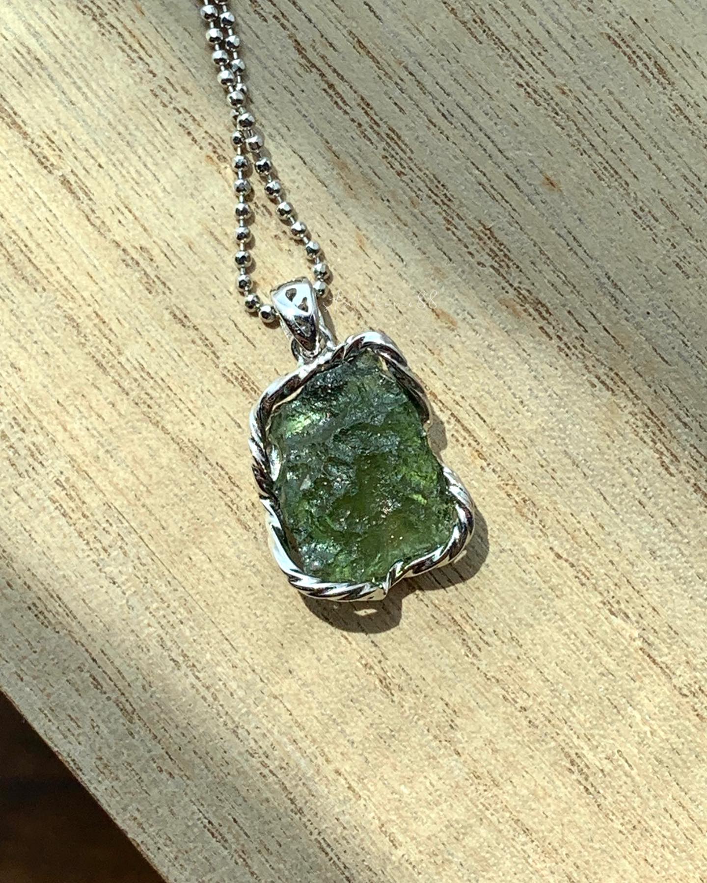 捷克陨石 Moldavite（M04）